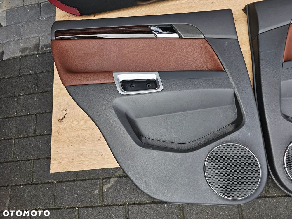 FOTELE PRZEDNIE FOTELE TYLNE  BOCZKI DRZWI SKÓRZANE RUDE BRĄZOWE OPEL ANTARA EUROPA PODGRZEWANE - 25