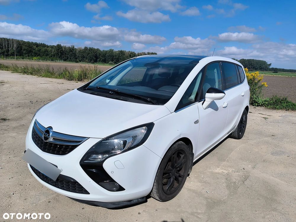 Opel Zafira 1.6 T SIDI Cosmo S&S - 4