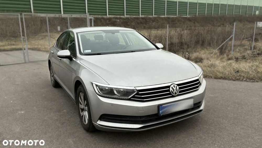 Volkswagen Passat 1.4 TSI BMT Trendline - 8
