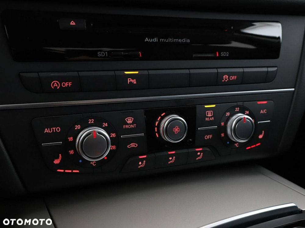 Audi A6 Avant 2.0 TDI Ultra S tronic - 29