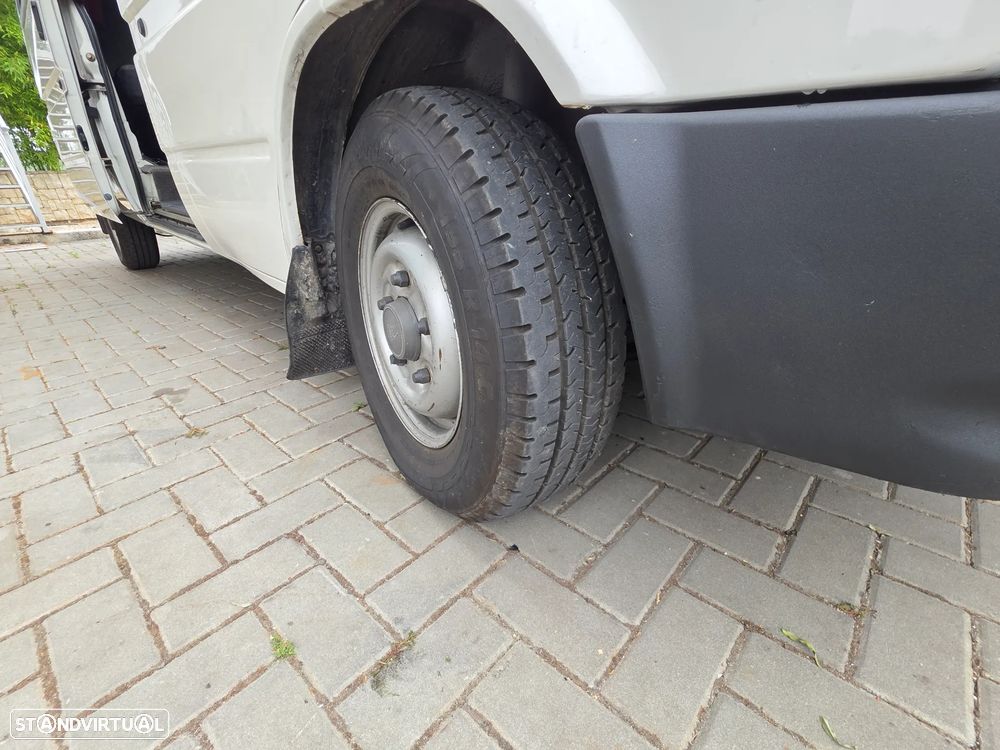 Ford Transit 100 L 2.5 D TSE - 3