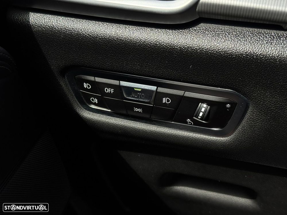 BMW X5 45 e xDrive Pack M - 32