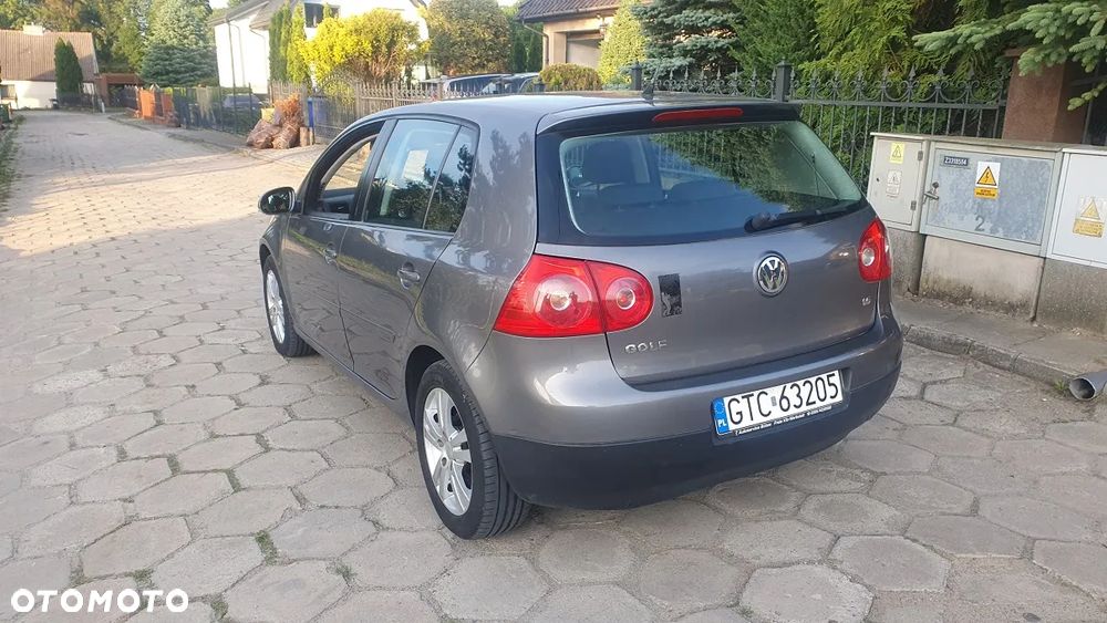 Volkswagen Golf - 3