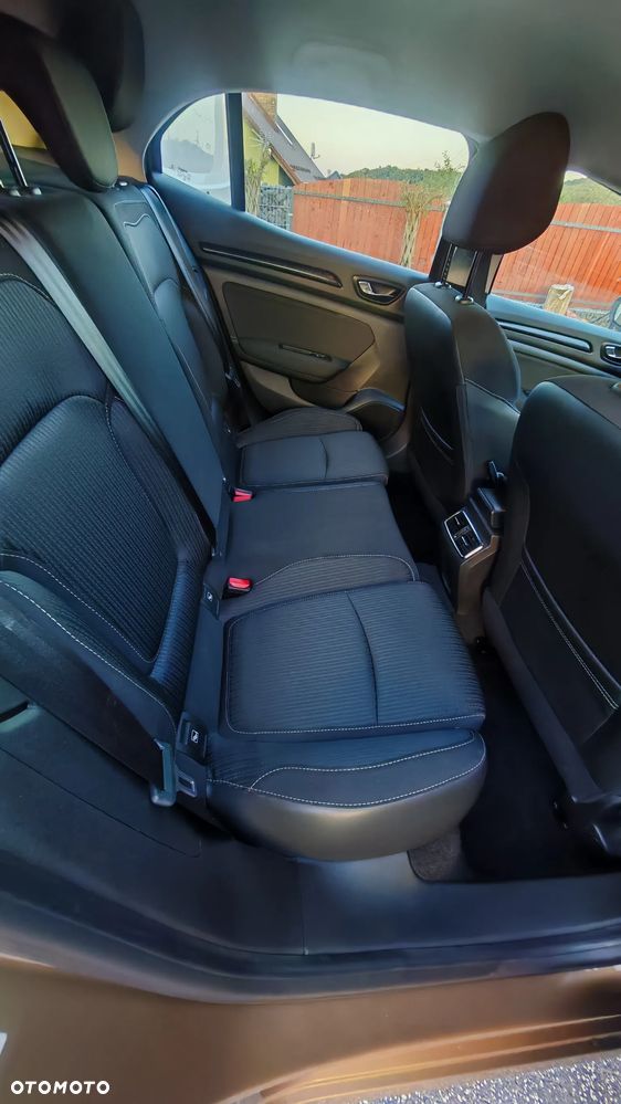 Renault Megane 1.6 SCe Life - 6