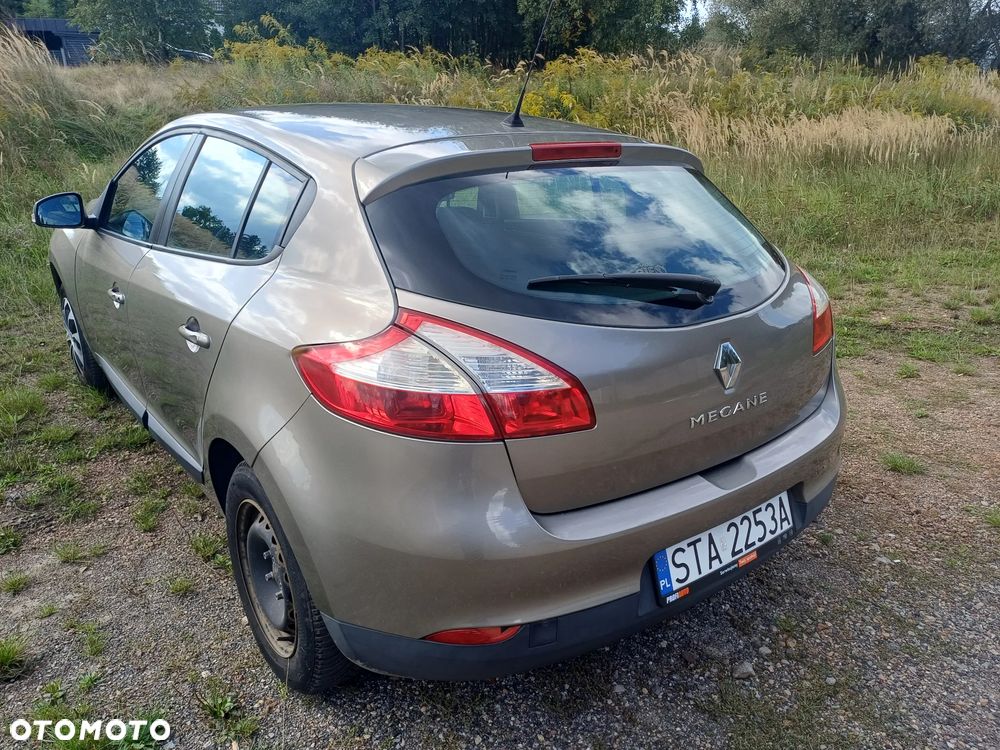 Renault Megane ver-1-6-16v-100-expression - 4