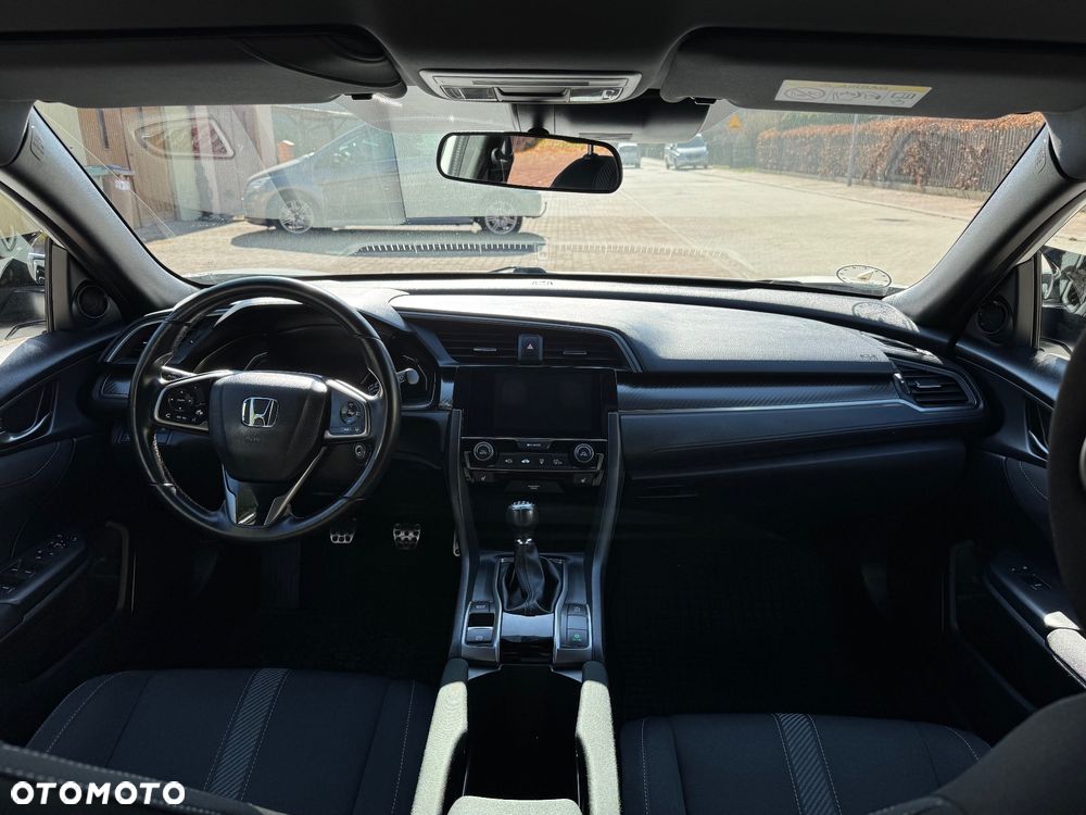 Honda Civic 1.5 i-VTEC Turbo Sport - 11