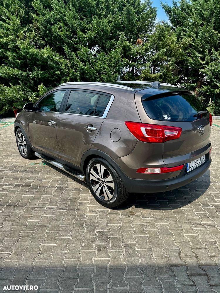 Kia Sportage 2.0 CRDI 4WD Automatik Vision - 4