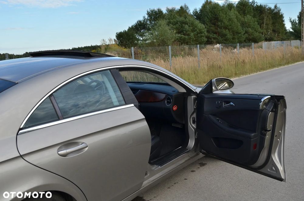 Mercedes-Benz CLS - 11