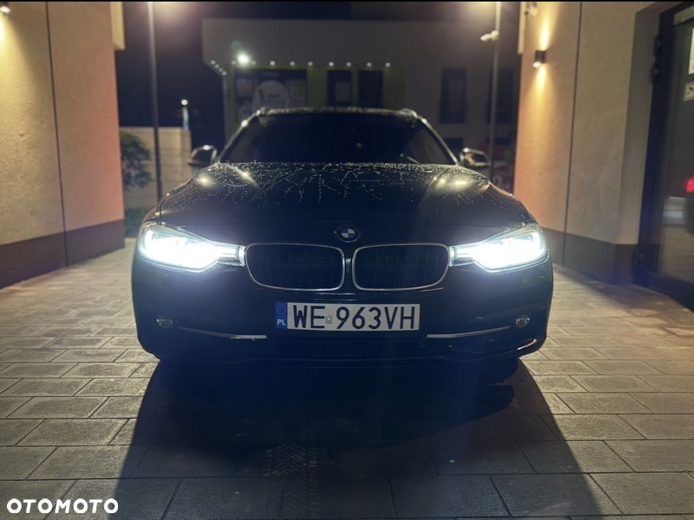BMW Seria 3 318i Sport Line - 25