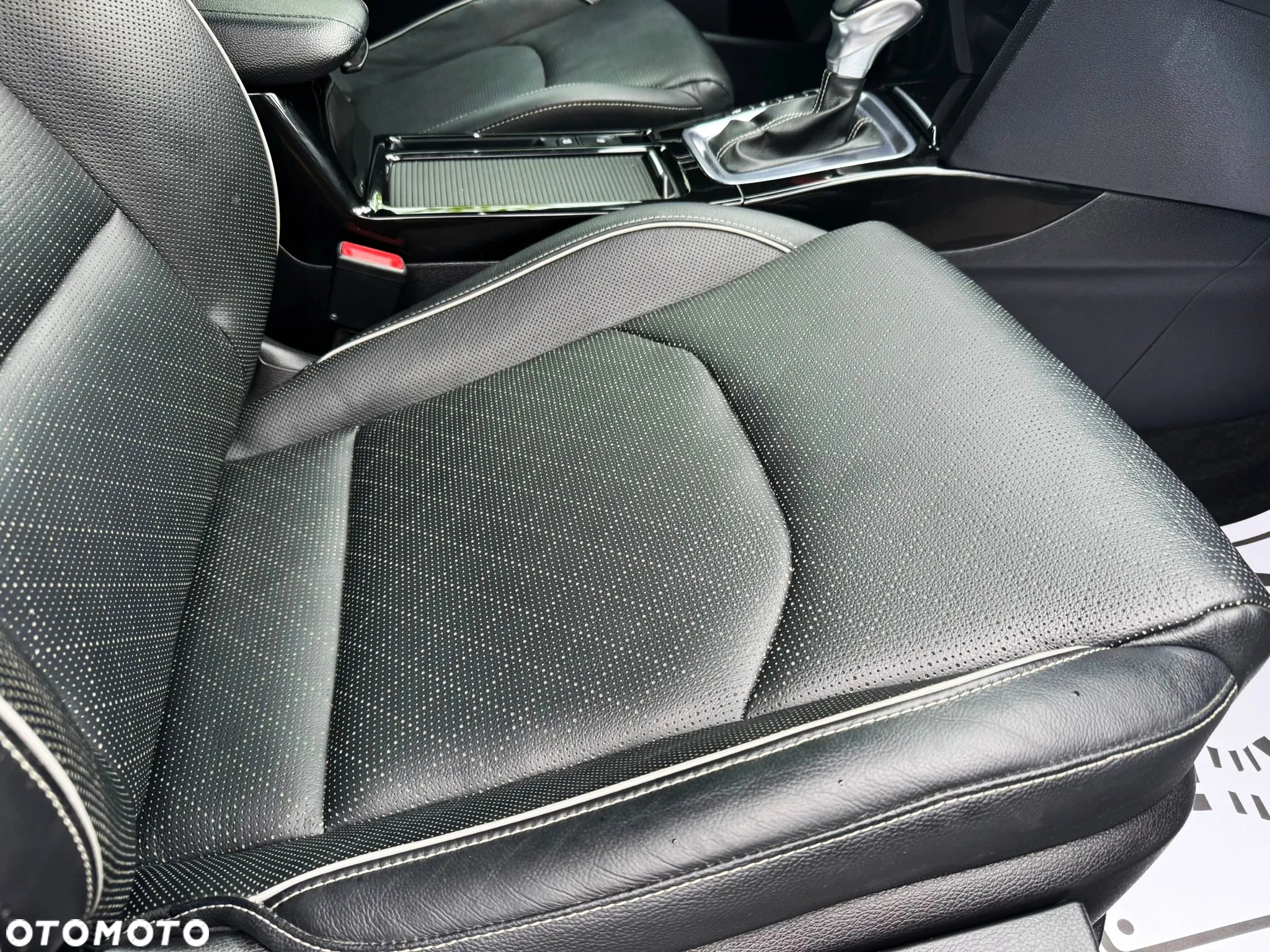 Kia ProCeed 1.4 T-GDI GT Line DCT - 25