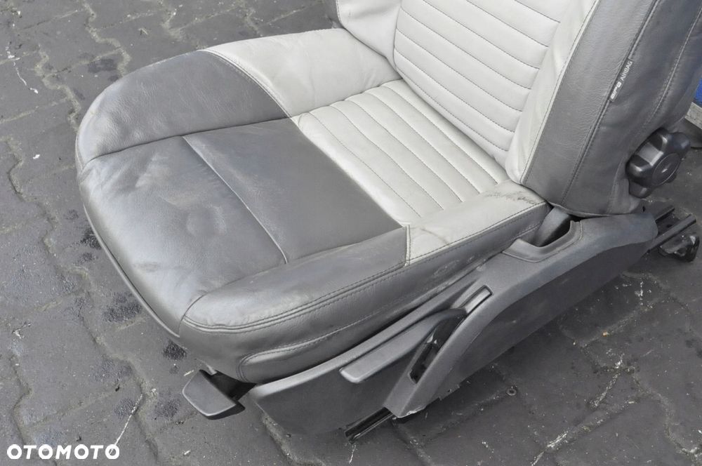 VOLVO  S40 II V50 FOTEL KIEROWCY SKÓRA RIII - 8