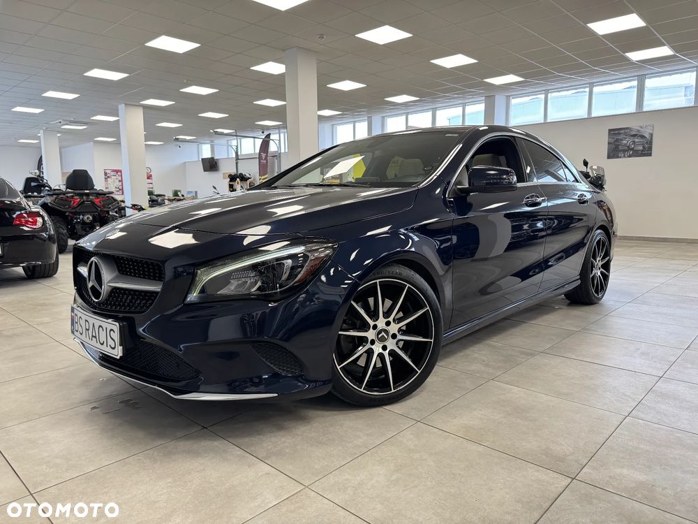Mercedes-Benz CLA 250 7G-DCT UrbanStyle Edition - 1