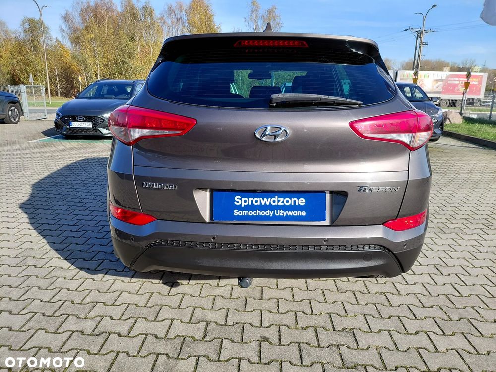 Hyundai Tucson 1.7 CRDI BlueDrive Comfort 2WD DCT - 9