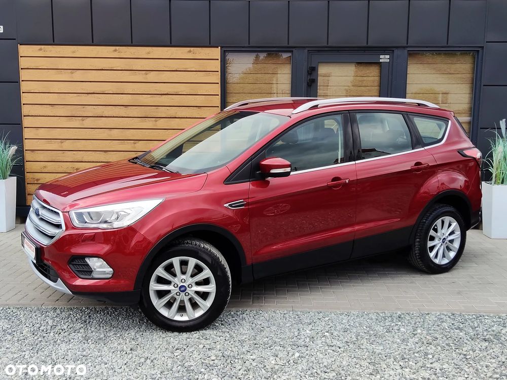 Ford Kuga 1.5 EcoBoost TITANIUM - 2