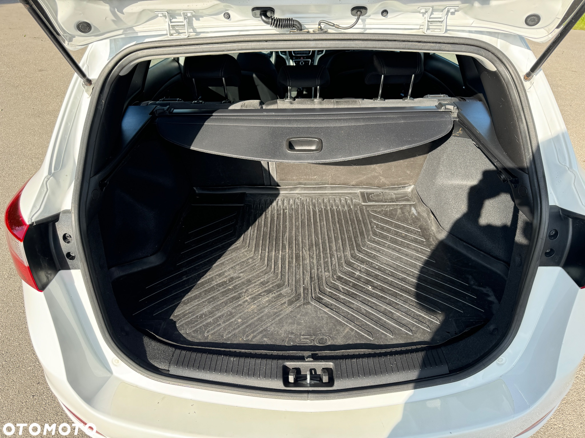 Hyundai i30 1.6 CRDI Automatik Trend - 13