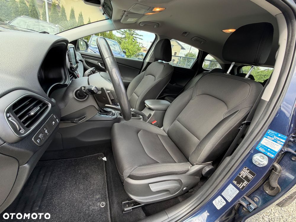 Hyundai i30 1.6 CRDI Trend - 37