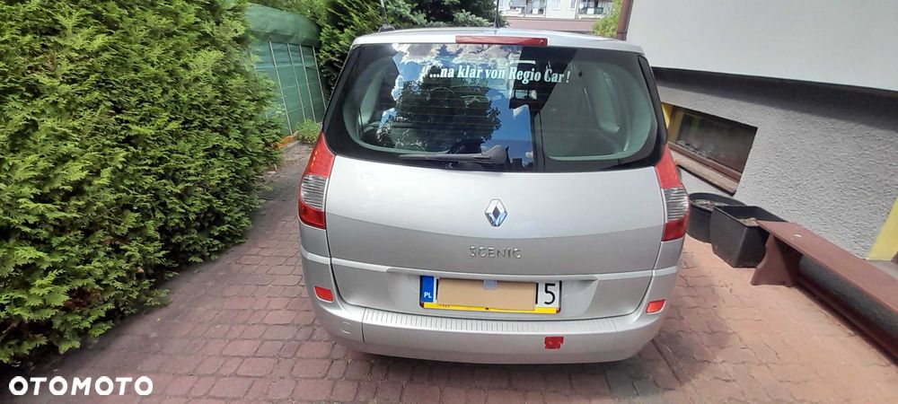 Renault Scenic - 8
