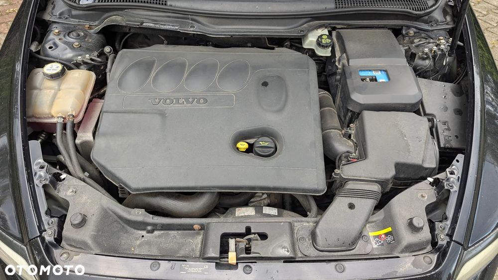 Volvo S40 2.0D - 23