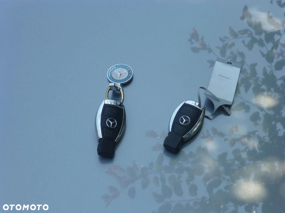 Mercedes-Benz Klasa C 180 CGI BlueEff Avantgarde - 25