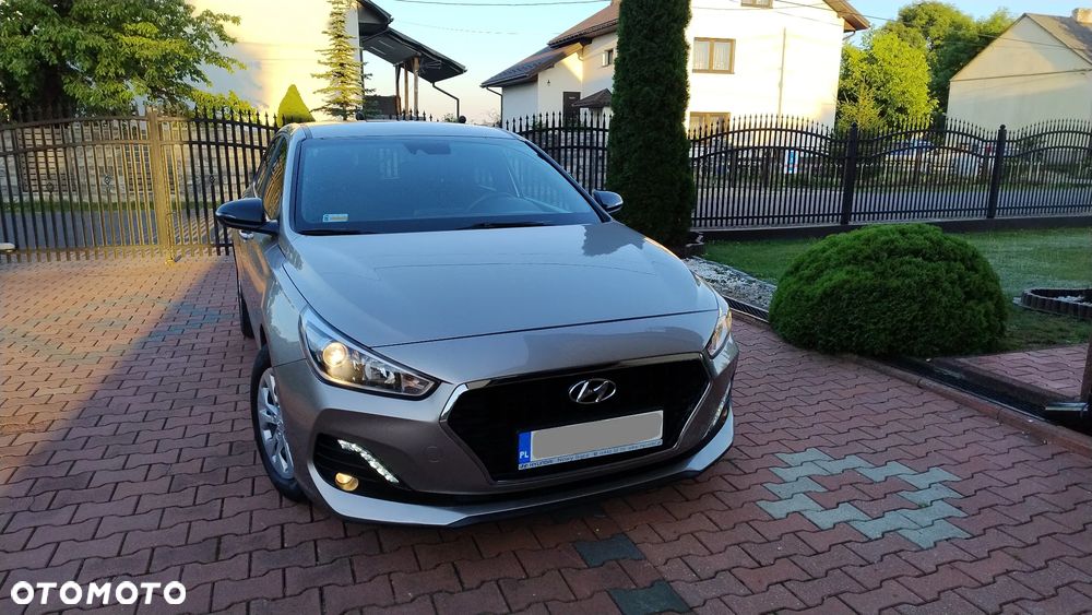 Hyundai i30 1.4 BlueDrive Go - 35