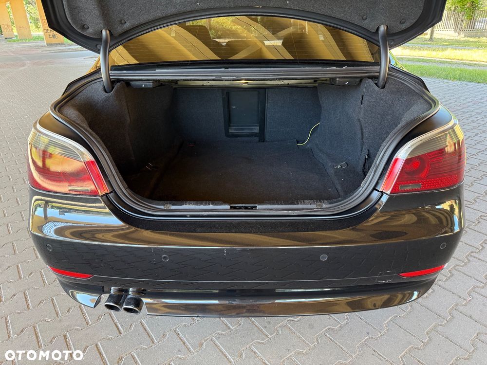 BMW Seria 5 530i - 31