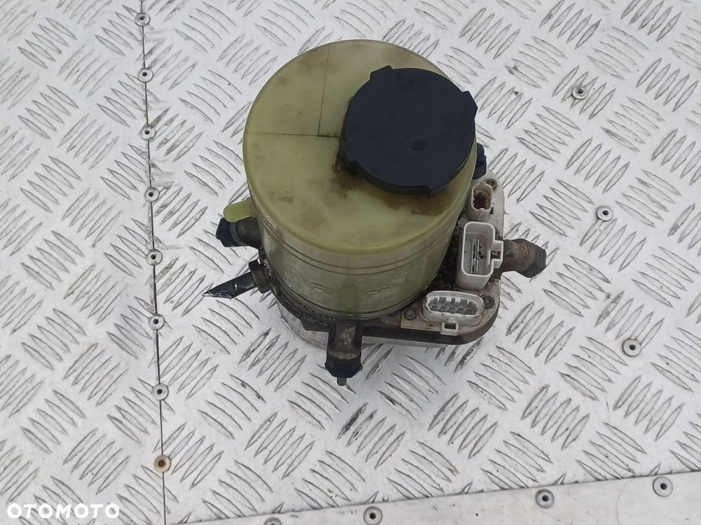 POMPA WSPOMAGANIA OPEL VECTRA C LIFT TRW - 5