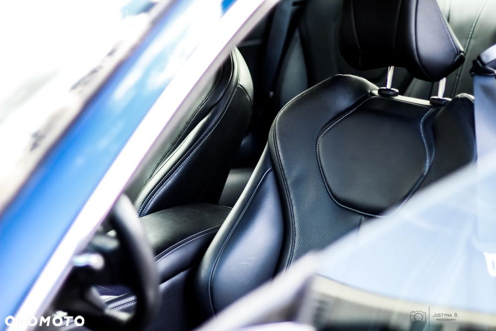 Infiniti Q60 2.0t Premium - 16