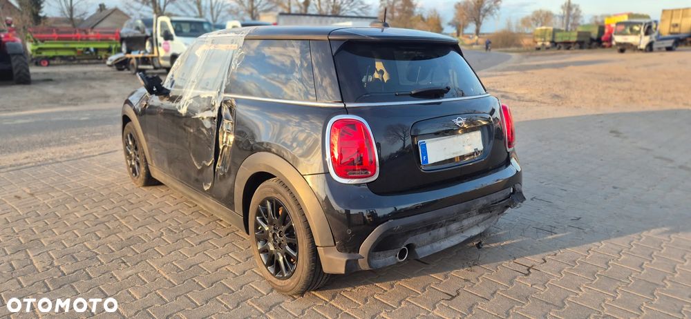 MINI Cooper John Works Trim - 10