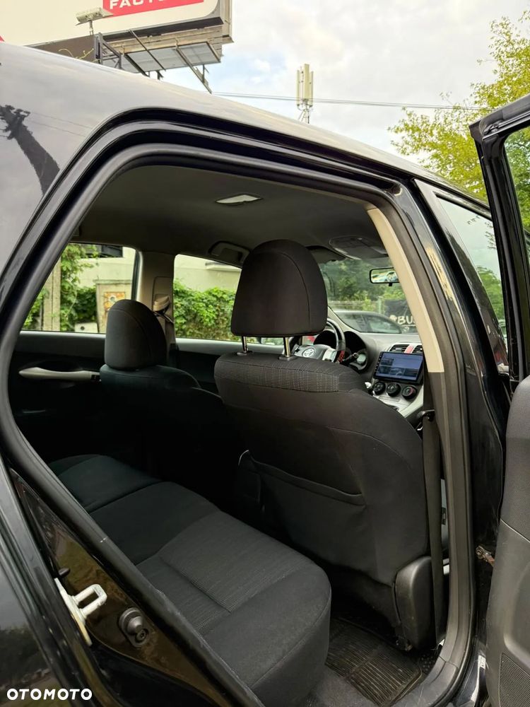 Toyota Auris 1.4 VVT-i - 8