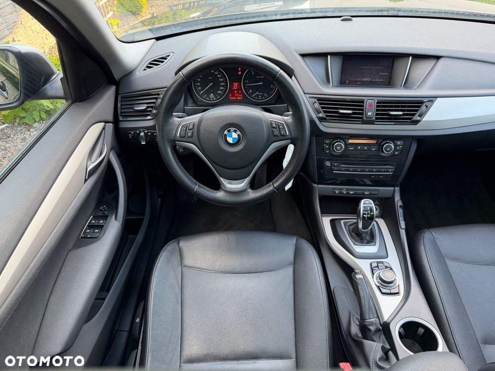 BMW X1 sDrive16d - 17