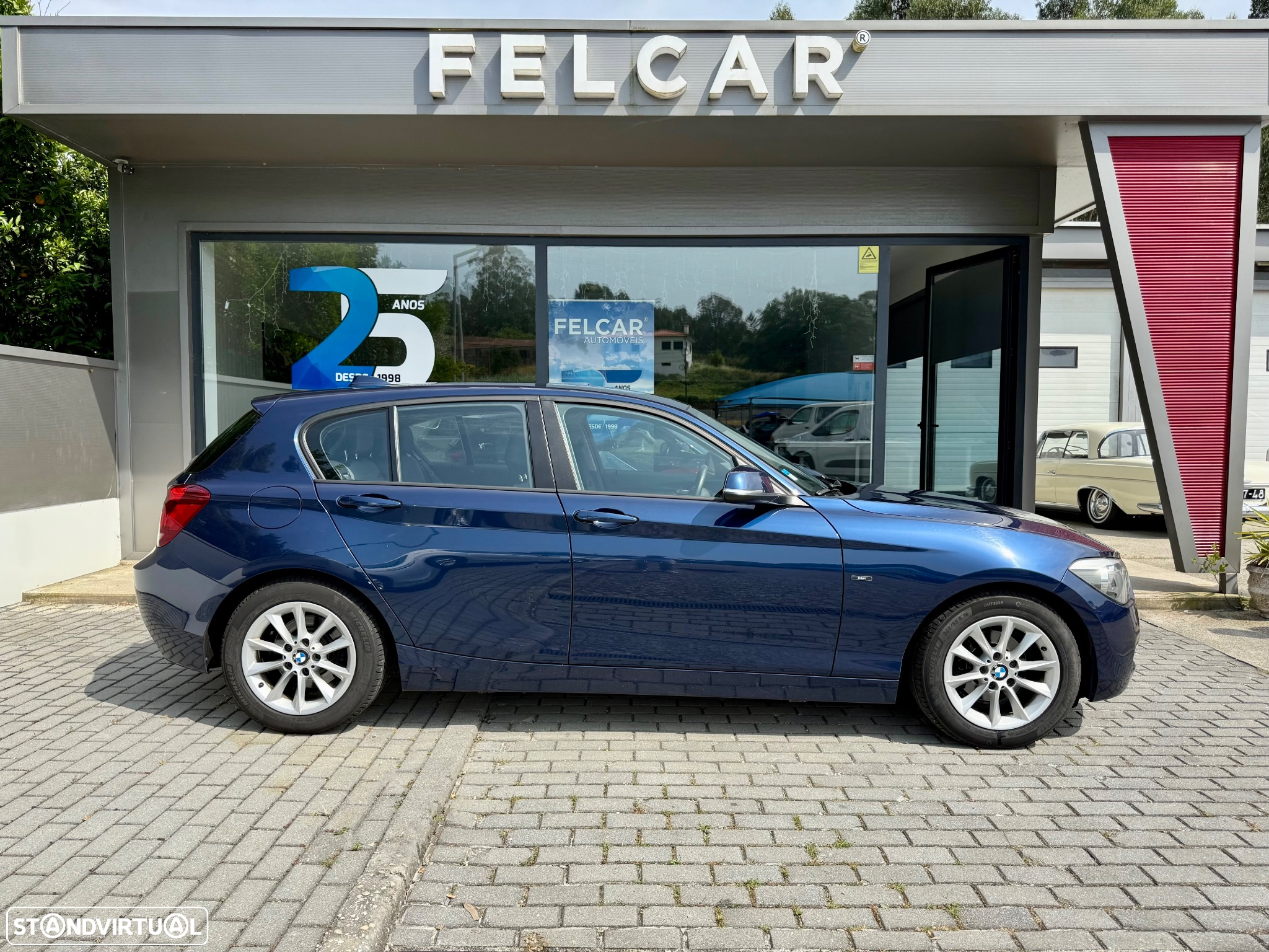 BMW 116 d EDynamics Line Urban - 4