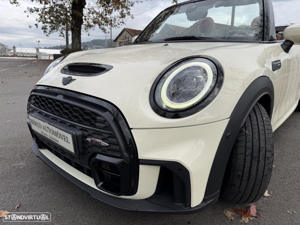 MINI Cabrio John Cooper Works Premium P. JCW Plus - 16