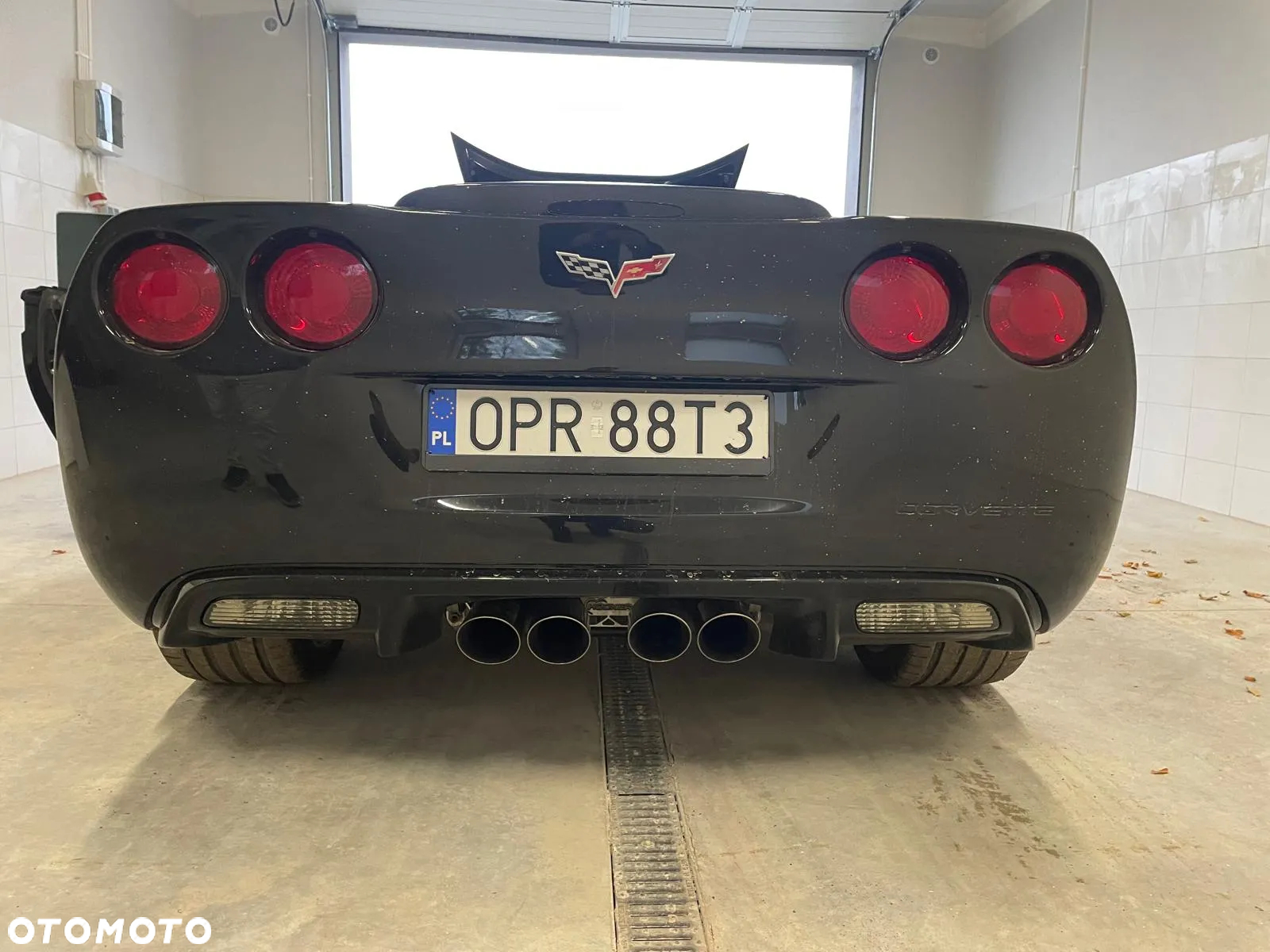 Chevrolet Corvette - 8
