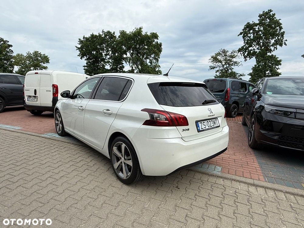 Peugeot 308 1.2 PureTech Allure Pack S&S - 6