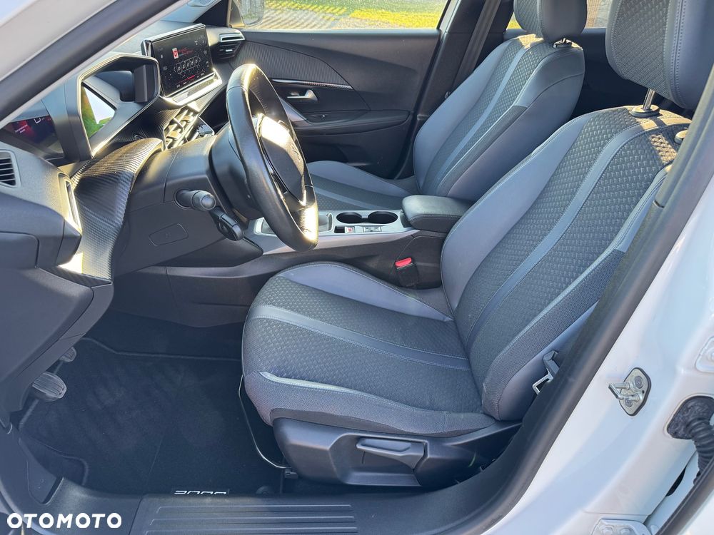 Peugeot 2008 PureTech 100 Stop&Start Allure - 29