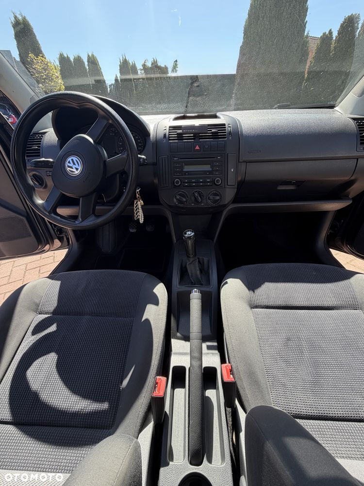 Volkswagen Polo - 5