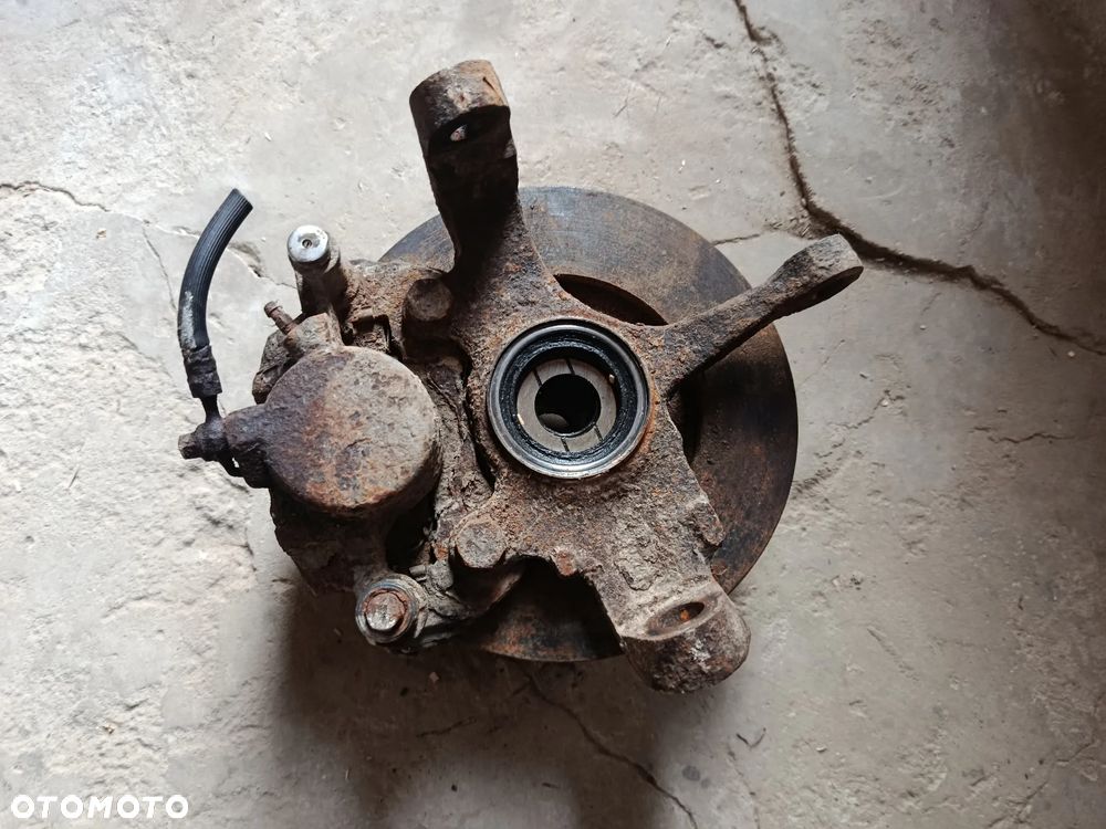 Zwrotnica zacisk hamulcowy lewy lewa przód Opel frontera A 2.0 - 2