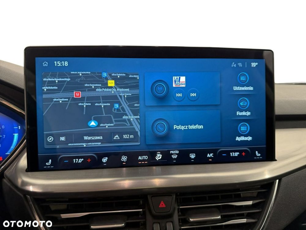 Ford Focus 1.0 EcoBoost Hybrid TITANIUM X - 20
