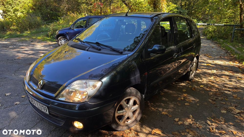 Renault Scenic - 1