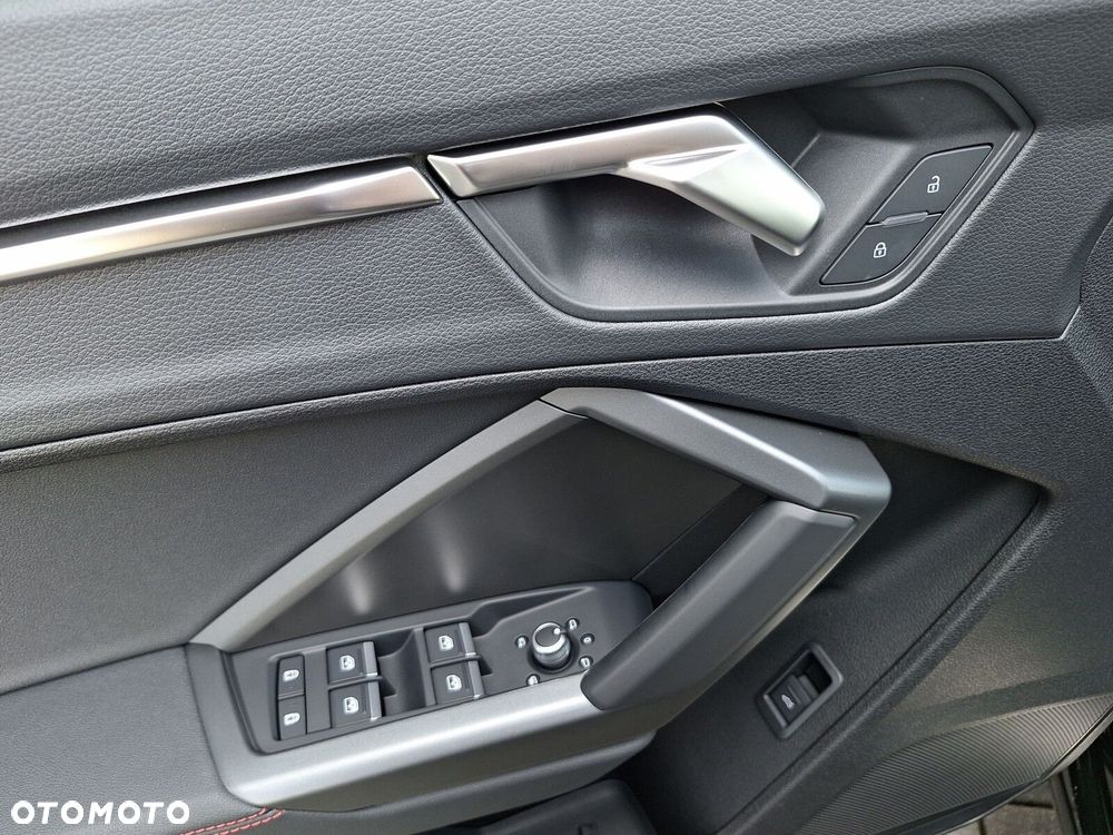 Audi Q3 40 TFSI Quattro S-Line S tronic - 10