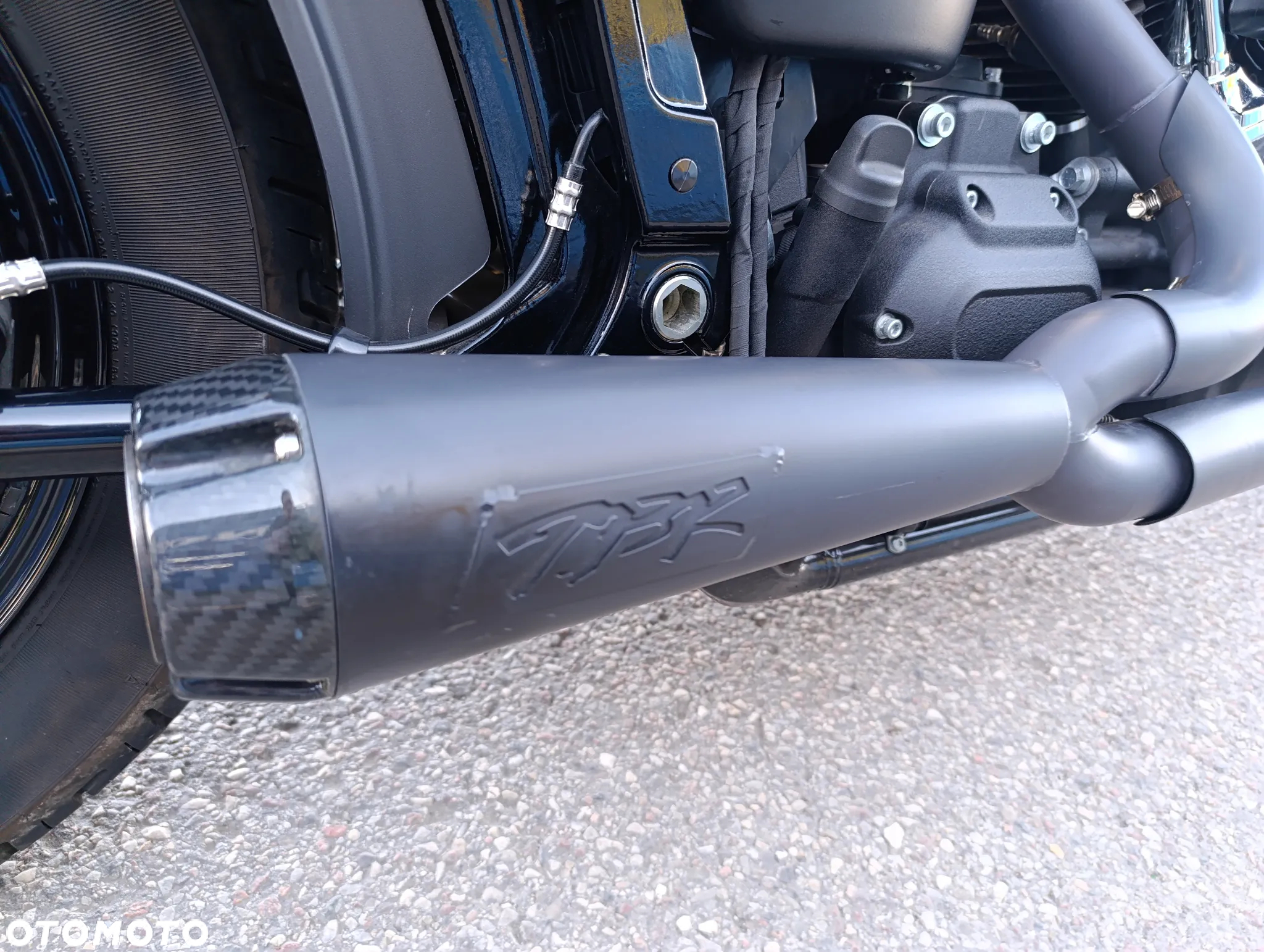 Harley-Davidson Softail Street Bob - 7