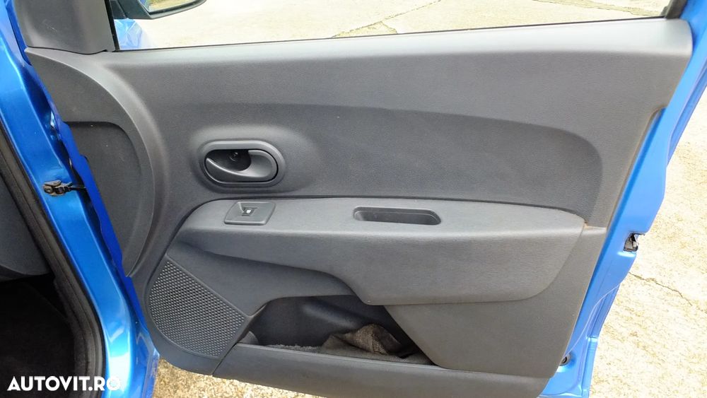 Dacia Lodgy TCe 115 Stepway - 28