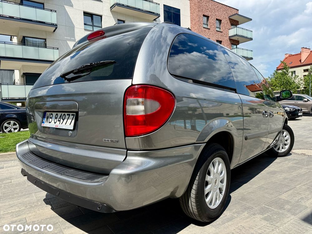 Chrysler Grand Voyager 2.8 CRD Limited - 4