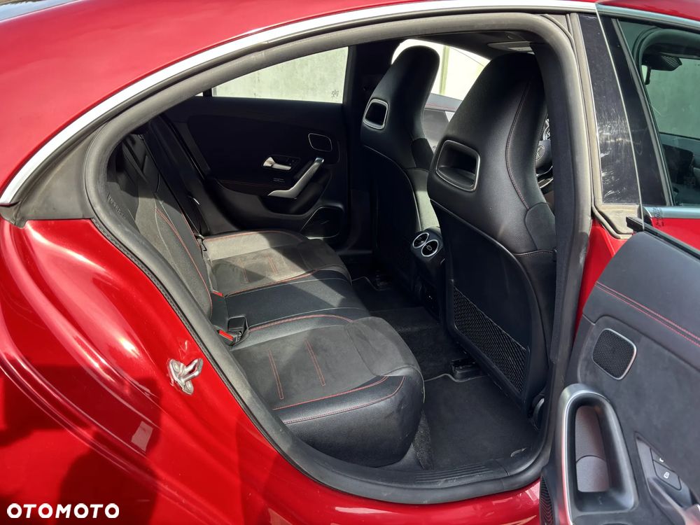 Mercedes-Benz CLA 250 4Matic 7G-DCT AMG Line - 20