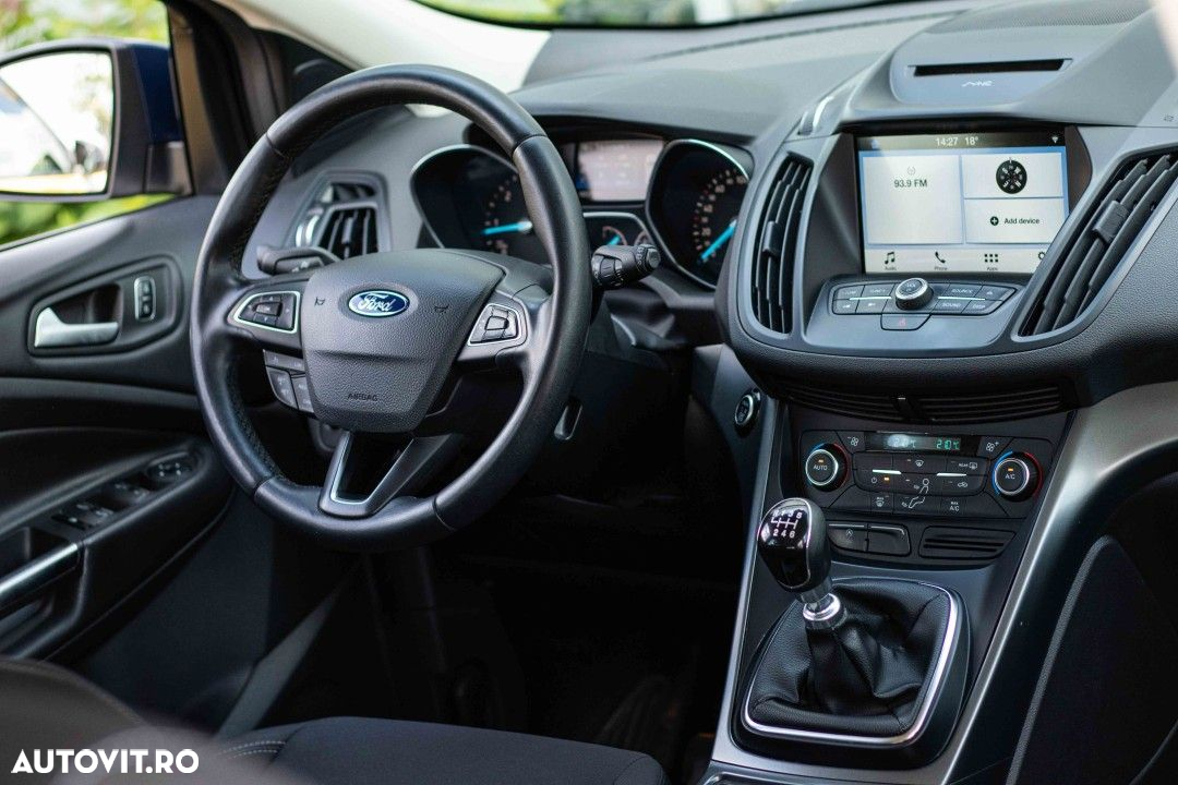 Ford Kuga 1.5 TDCi 2WD Trend - 28