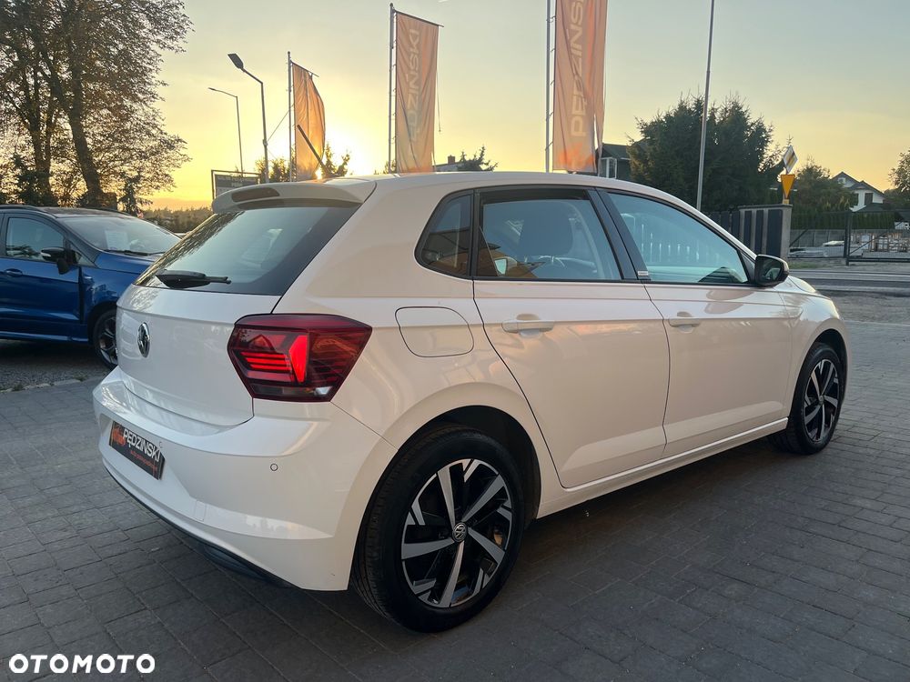 Volkswagen Polo - 4