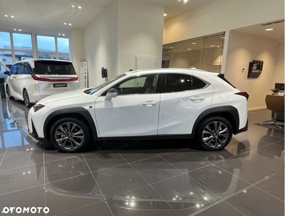Lexus UX - 7