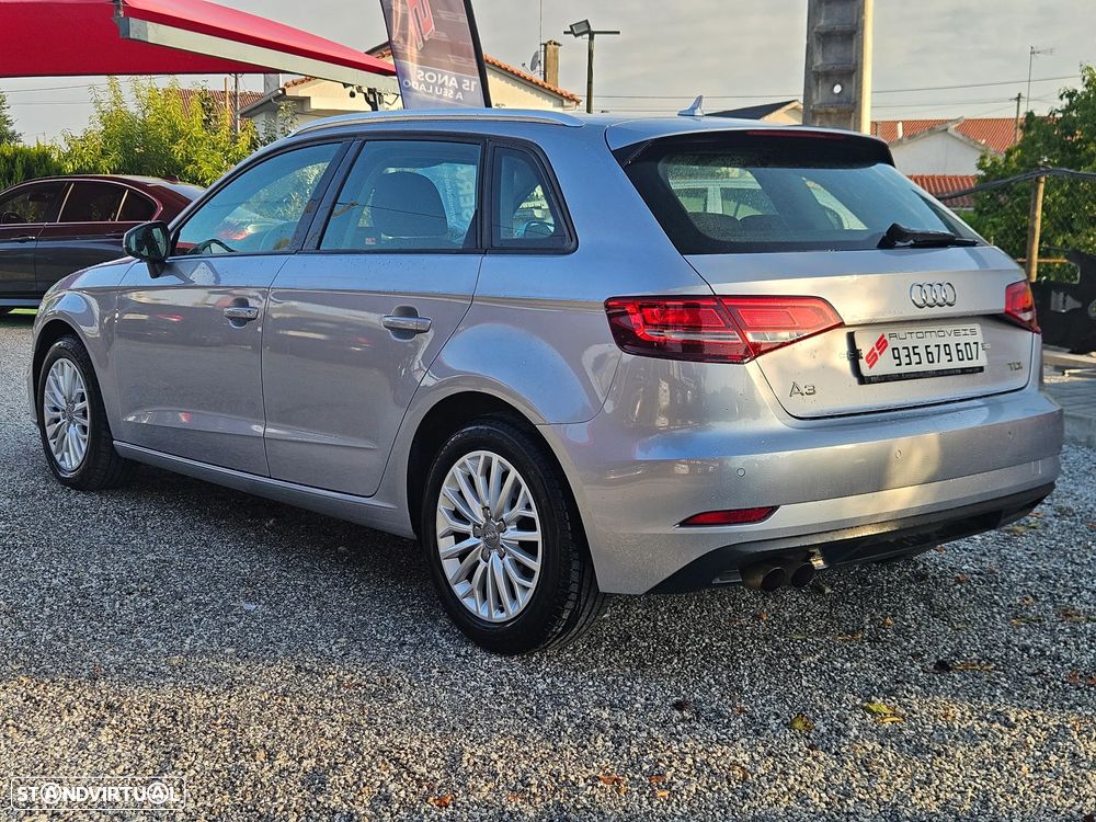 Audi A3 Sportback 2.0 TDI Design - 6