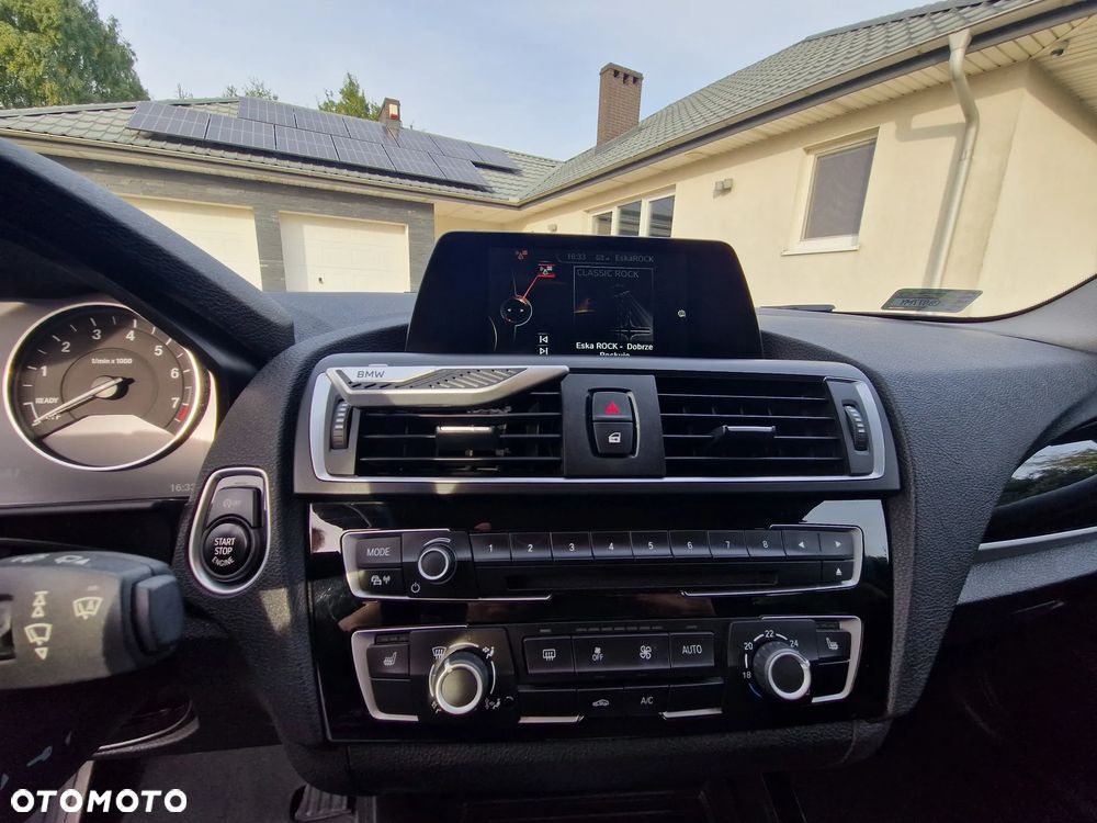 BMW Seria 1 118i - 11