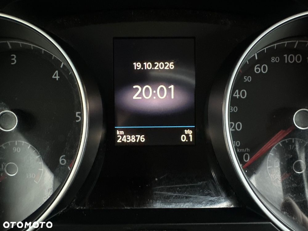 Volkswagen Golf 1.6 TDI BMT Comfortline - 10